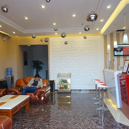 Thank Inn Chain Hotel Guizhou Zunyi Huichuan District Huichuan Avenue Extérieur photo
