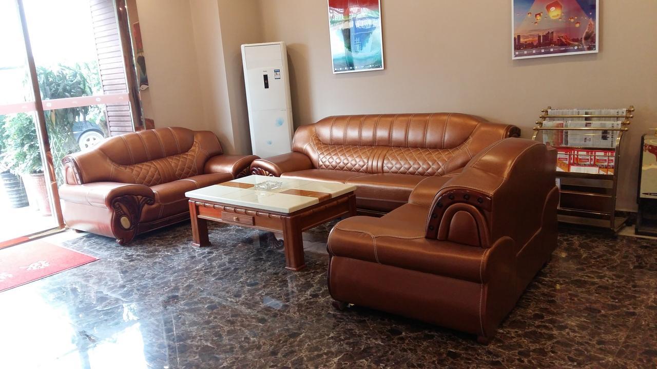 Thank Inn Chain Hotel Guizhou Zunyi Huichuan District Huichuan Avenue Extérieur photo